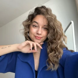 Nil Aylin 💙 Tiktok ads