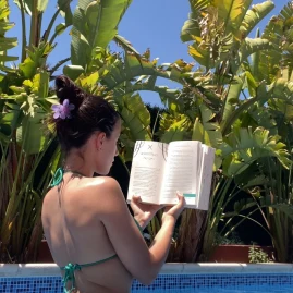 ABRIL🦋 Tiktok ads