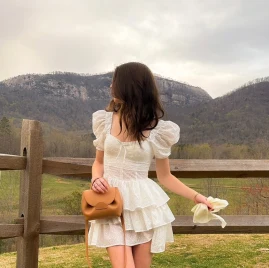 Claire Manson Tiktok ads