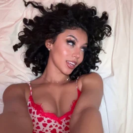 Rose 🌹 Tiktok ads