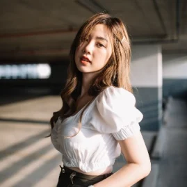 Uyển Nhi Tiktok ads