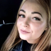 xearorosharovia Tiktok ads