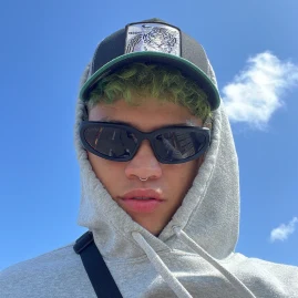 jhaylopez🦇 Tiktok ads