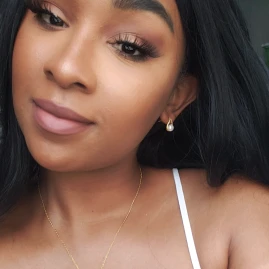 Ally's Reviews Tiktok ads