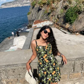 Alinea: Anam Lakhani Tiktok ads