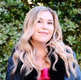 Kate Cordova @concertkate Tiktok ads