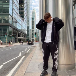 jedbarker Tiktok ads