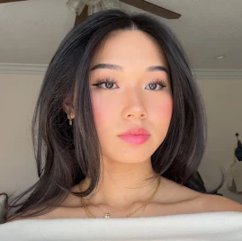 julia huynh Tiktok ads