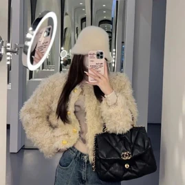 琉月(るる) Tiktok ads