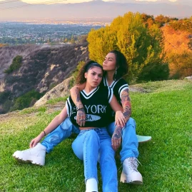 Mia and Rose ✨🌈 Tiktok ads