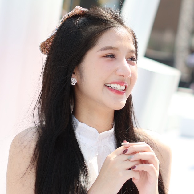 แพรวเพเลซี่ ヅ