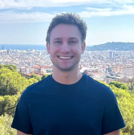 Pat, travel tips & tricks ✈️ Tiktok ads