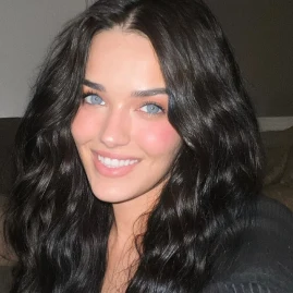 Katanna Clarke Tiktok ads