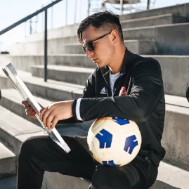 68 Football Tiktok ads