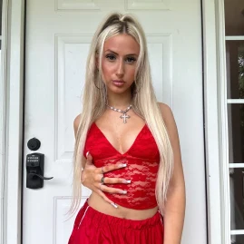 Jordynne Hahn 🖤 Tiktok ads