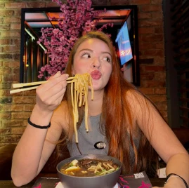 🪐LAURAG🌙 Tiktok ads