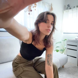 アンジー Tiktok ads