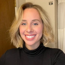 Emily🌈 therapist LAC Tiktok ads