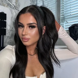 𝐇𝐀𝐍𝐈🤍🫧🍸 Tiktok ads