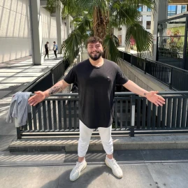 EMİRHAN BİLDİŞLİ Tiktok ads