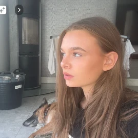 𝐋𝐀𝐍𝐀 𝐓𝐔𝐑𝐍𝐄𝐑 🪩🍸 Tiktok ads