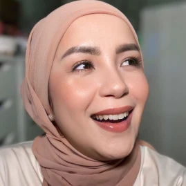 Maria - CEO of Makeup Tips Tiktok ads