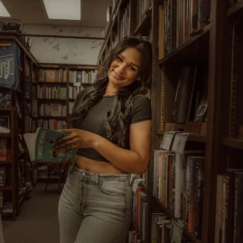 Jolie Reads Tiktok ads