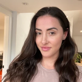 Vanessa | Personal Finance Tiktok ads