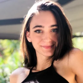 M E L A N Tiktok ads