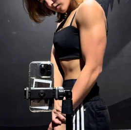 A MacDougall シ Tiktok ads