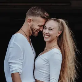 janisyzoe Tiktok ads