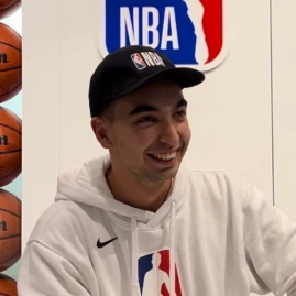 JUUUST🏀 Tiktok ads