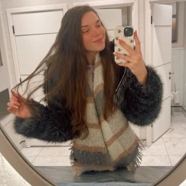 Chels McHodg🌺 Tiktok ads