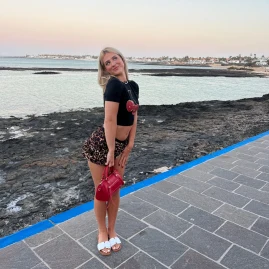 ava rose🐆🫧🪩 Tiktok ads