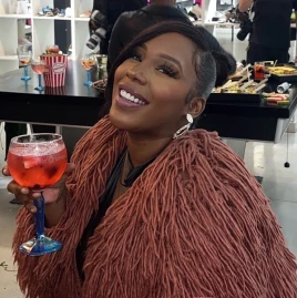 Lala Hassan ✨Life In 🇿🇦 Tiktok ads