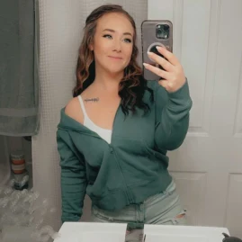 Naomi - UGC Creator Tiktok ads