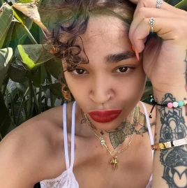 gābrielle Tiktok ads