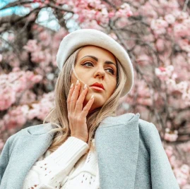 Victoria Schwarzbeck Tiktok ads