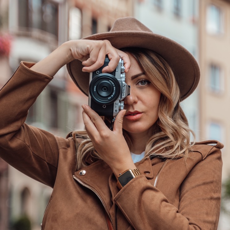 Victoria Schwarzbeck