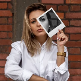 Victoria Schwarzbeck Tiktok ads