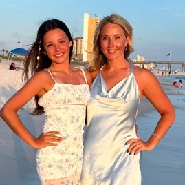 Chas & Ell 🦋💕 Tiktok ads