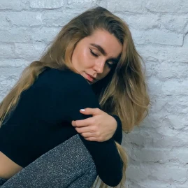 Aldina | UGC Content Creator Tiktok ads