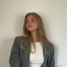 Laurine 🦋 Tiktok ads