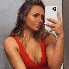 Brooke Ash Tiktok ads