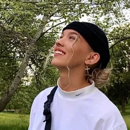 Sandy Keayes Tiktok ads