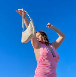 Lauren | Solo Travel Tiktok ads