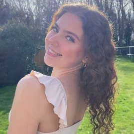 charlotte🦋 Tiktok ads