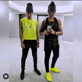 Am & Noey Tiktok ads