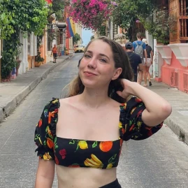 Dasha | Travel Tiktok ads