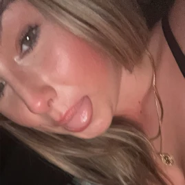 Holly Winsor Tiktok ads